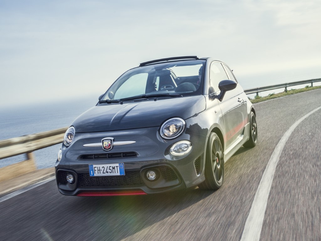 Abarth 695C Convertible 695C XSR Yamaha (Manual)